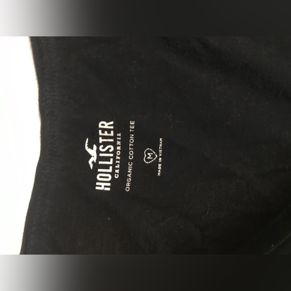 Black v neck Hollister shirt - Picture 3 of 3